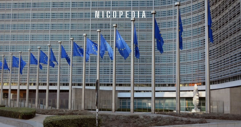 Bild som visar eu-flaggor