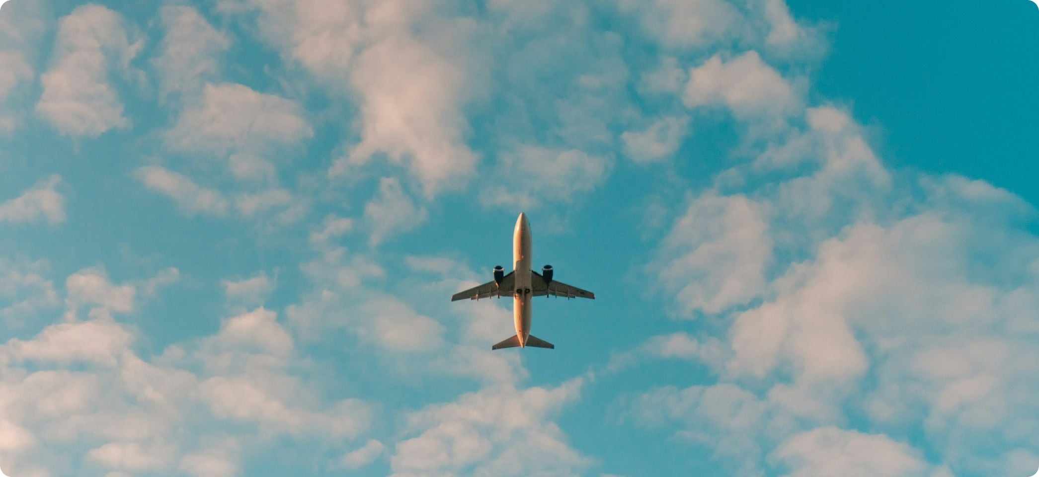 Flygplan uppe i luften